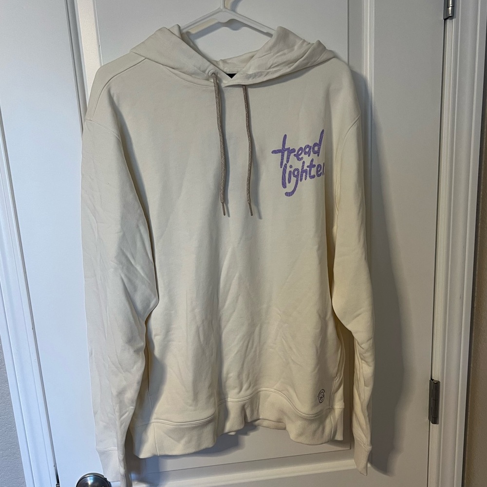 410. Allbirds Limited R&R Men’s Tread Lighter Hoodie Size L